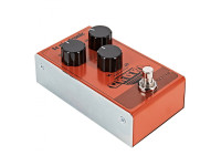 TC Electronic Choka Tremolo Pedal TC Electronic Choka Tremolo Pedal